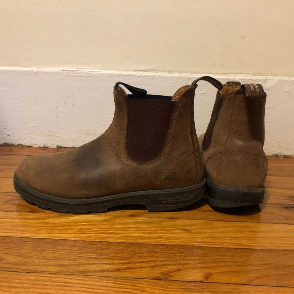 Blundstones AUS 6/US Womens 9/US Mens 7
